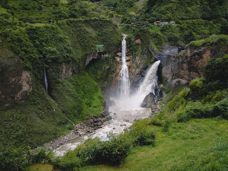 Banos en Equateur et ses cascades