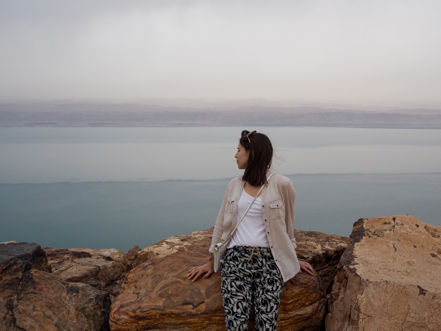 Vue panoramique sur la Mer Morte depuis la Jordanie